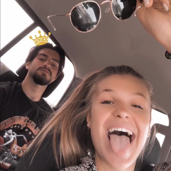 Meet your Posher, Raphaël - Picture 1 of 1